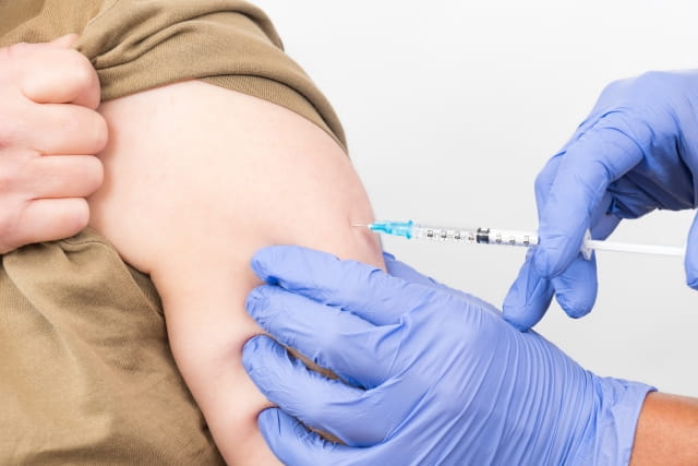 帯状疱疹ワクチンの種類と特徴｜シングリックスと生ワクチンの違い